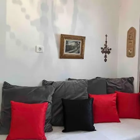 בית נופש Traditional In Mauromati *