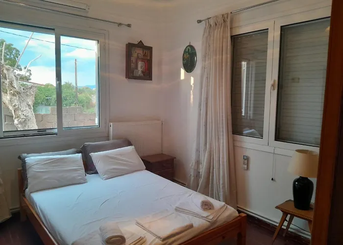 펜션 Traditional In Mauromati